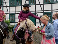 DSC09332-1200